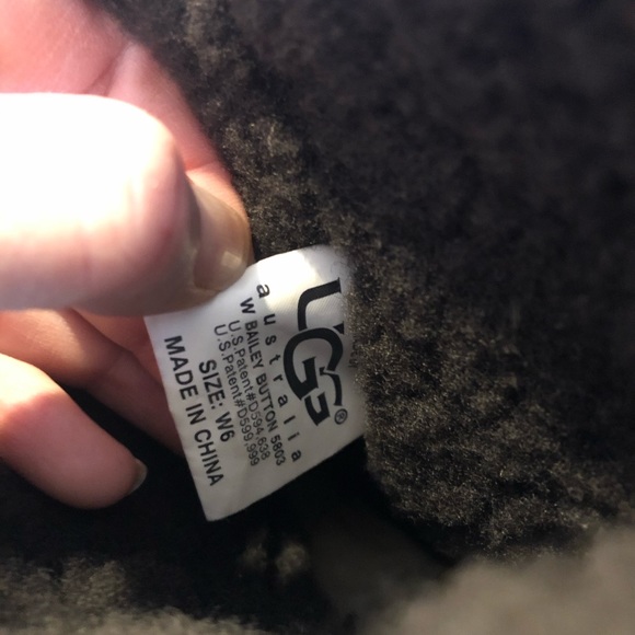 Uggs bailey button - taupe - Picture 4 of 4